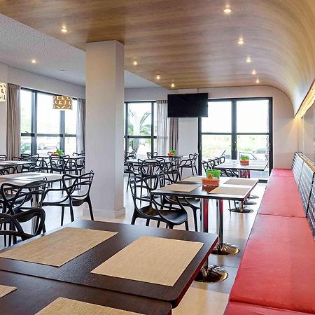 Готель Ibis Styles Бірігуї Екстер'єр фото