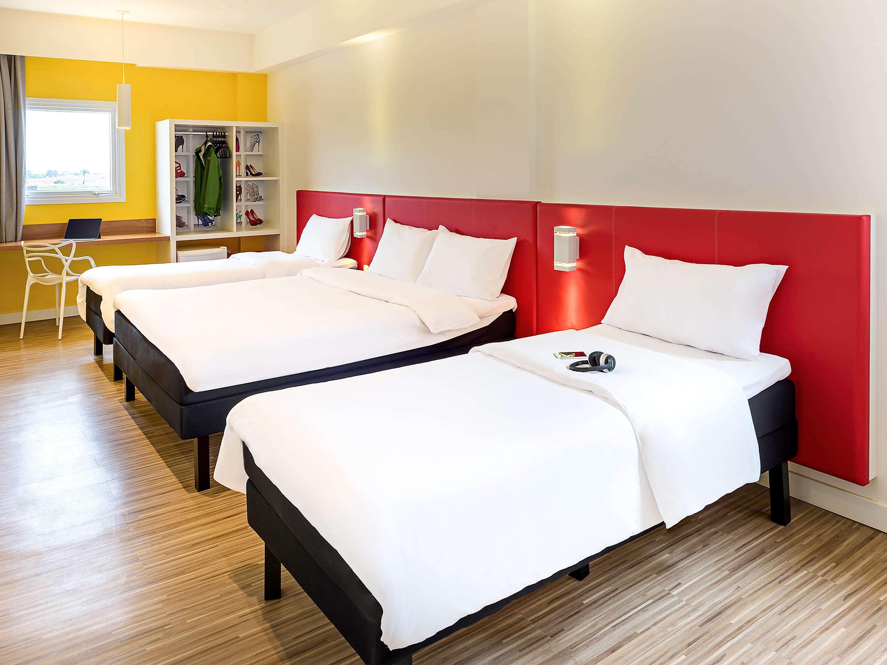 Готель Ibis Styles Бірігуї Екстер'єр фото