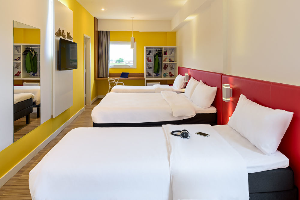 Готель Ibis Styles Бірігуї Екстер'єр фото