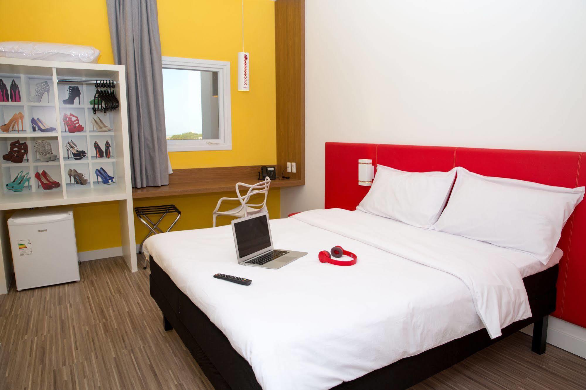 Готель Ibis Styles Бірігуї Екстер'єр фото