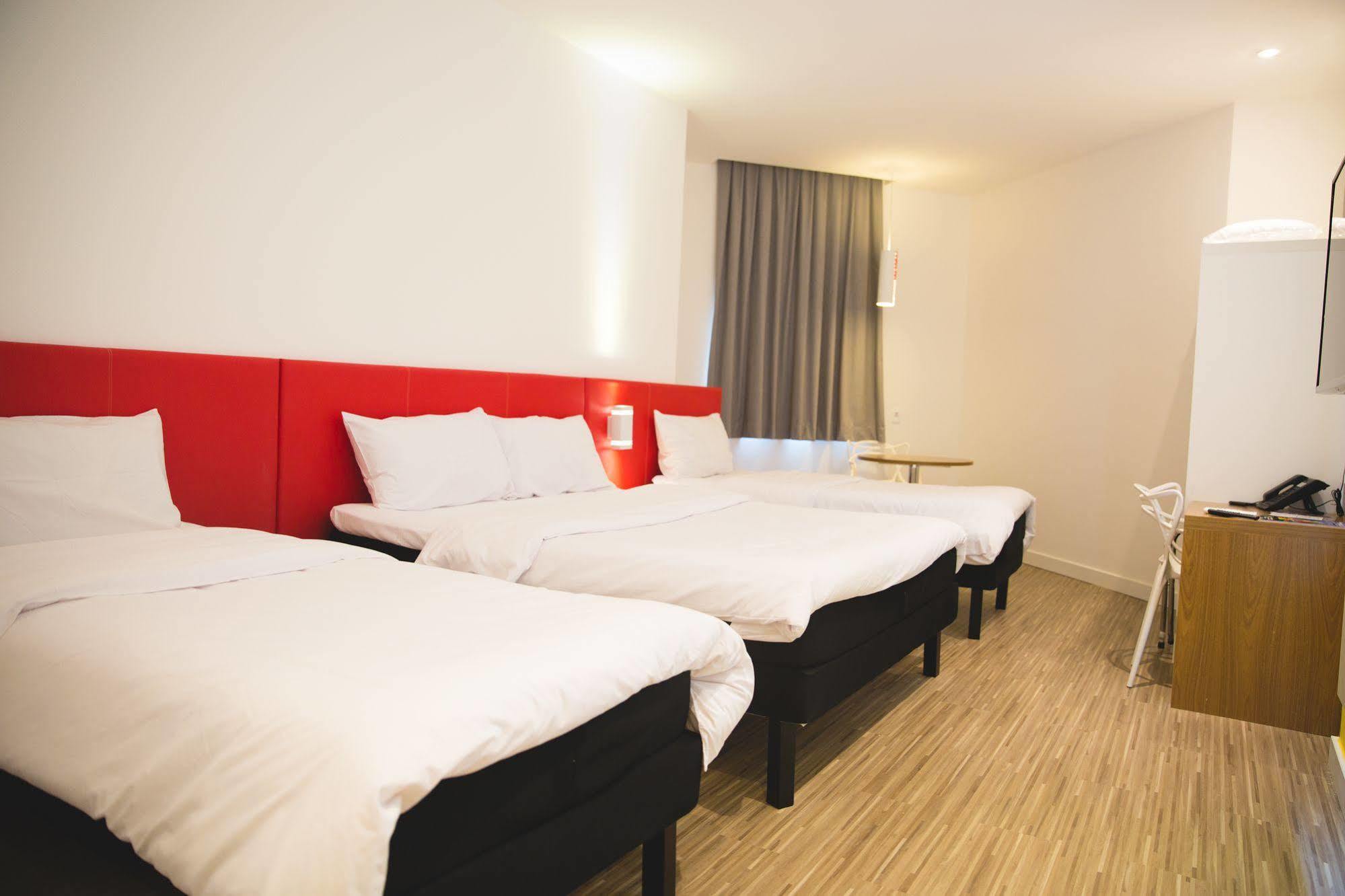 Готель Ibis Styles Бірігуї Екстер'єр фото